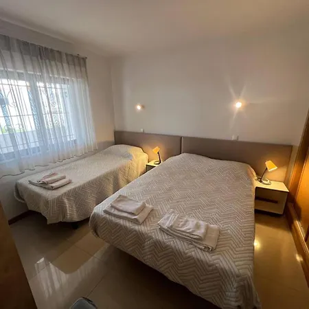 New Apt, Walk-to-beach, F3, Pool *